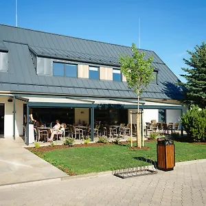 penzion-korab.praguehotelsweb.com/
